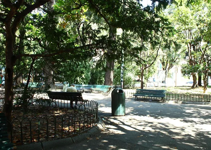 A Due Passi Dal Centro