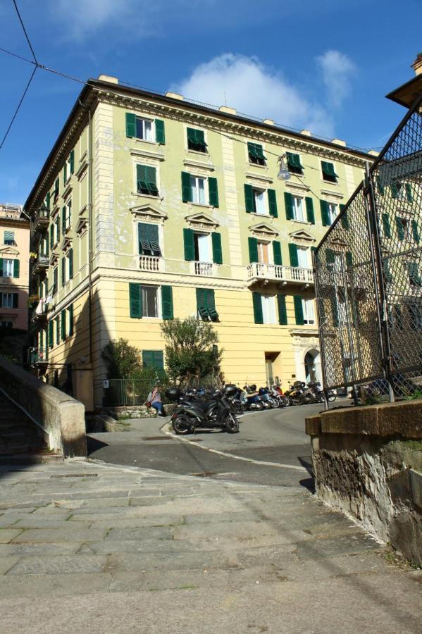 A Due Passi Dal Centro Genua